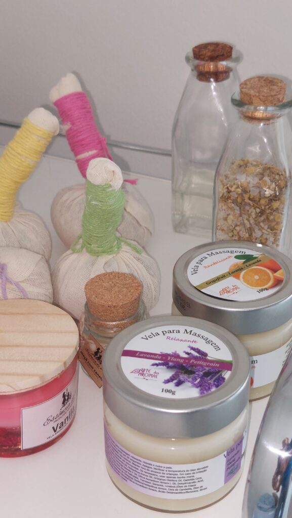 Produtos usados nas massagens relaxantes com velas quentes